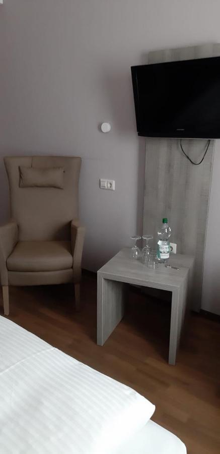 Zum Kronprinzen Hotel Garni Weyher Экстерьер фото
