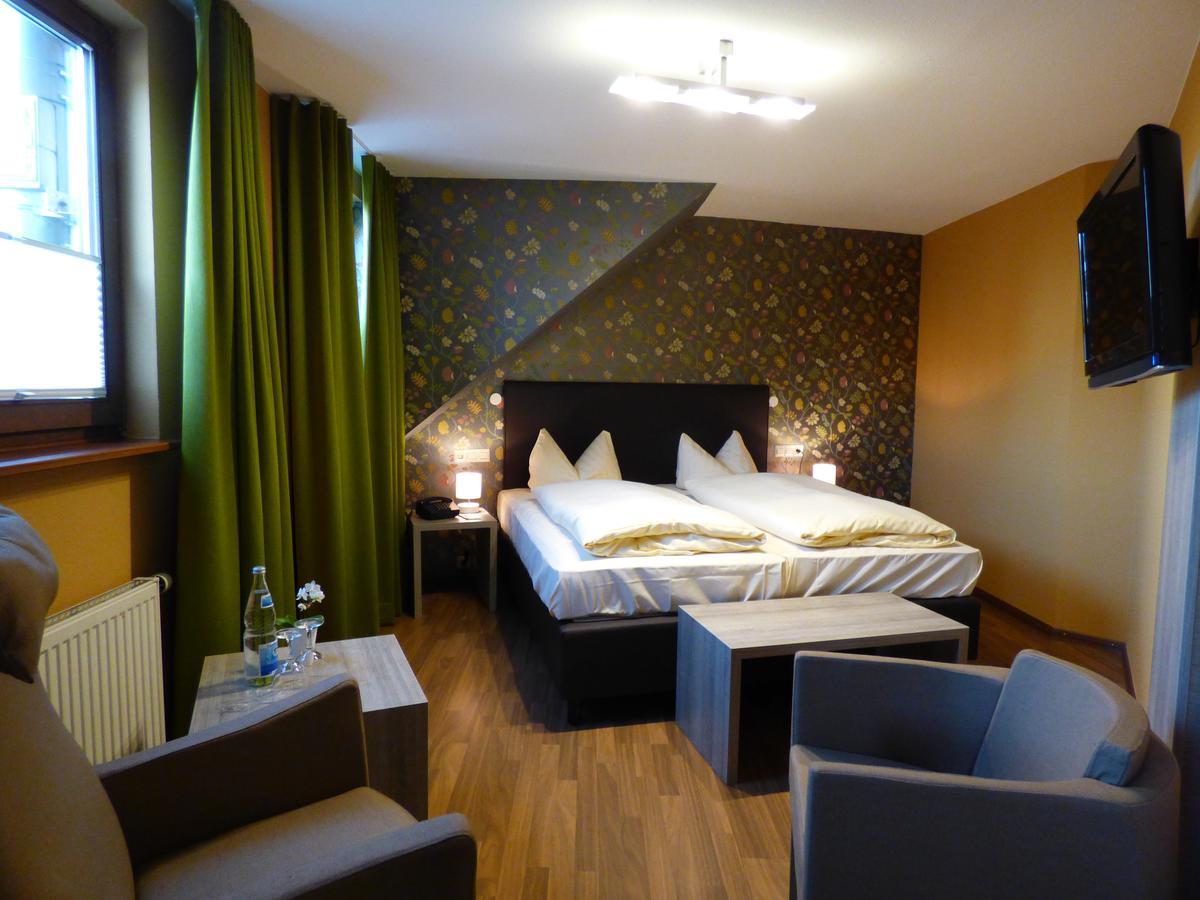 Zum Kronprinzen Hotel Garni Weyher Экстерьер фото